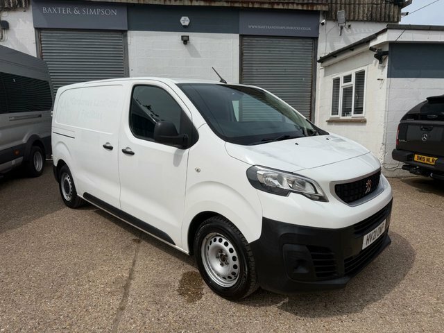 Peugeot E-Expert 1000 50Kwh Professional Standard White