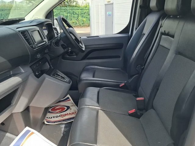 Peugeot E-Expert 1000 50Kwh Professional Standard White #4