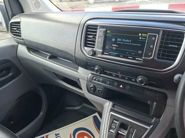 Peugeot E-Expert 1000 50Kwh Professional Standard White #6