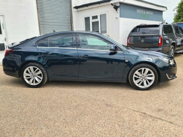 Vauxhall Insignia 2L Sri Nav Black #8