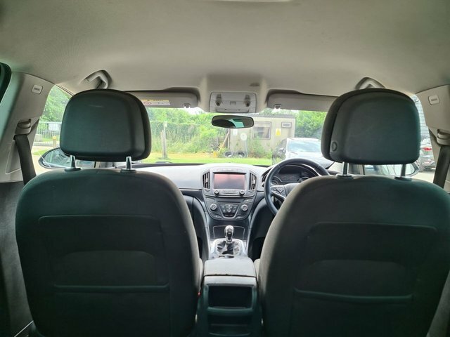 Vauxhall Insignia 2L Sri Nav Black #19