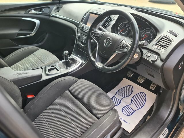 Vauxhall Insignia 2L Sri Nav Black #15