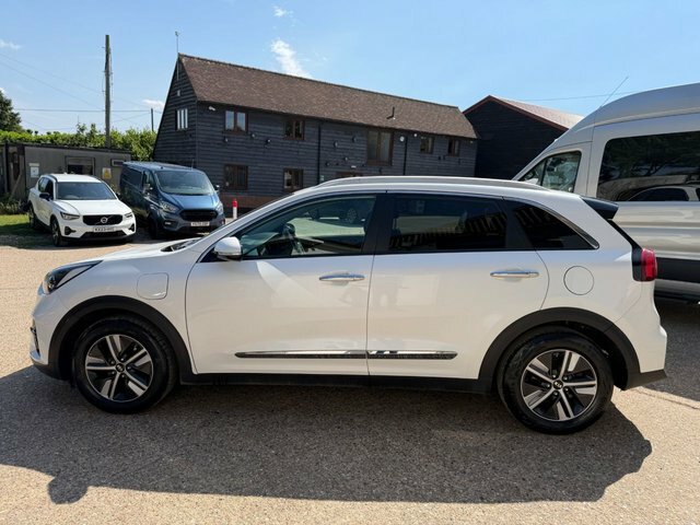 Kia e-Niro Gdi 8.9Kwh 3 Suv White #2