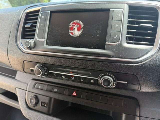 Vauxhall Vivaro 3100 2.0D 150Ps Sportive H1 Van Grey #21