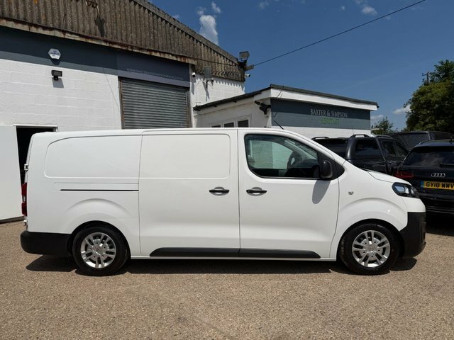 Vauxhall Vivaro 3100 2.0D 150Ps Sportive H1 Van Grey #16