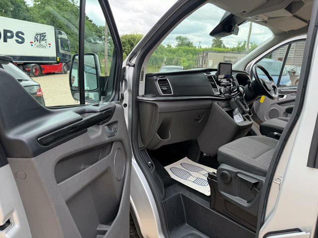 Ford Tourneo Custom 2.0 320 Titanium Ecoblue Grey #30