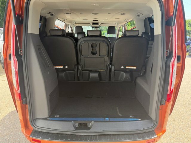 Ford Tourneo Custom 320 Ecoblue Titanium Minibus Orange #6
