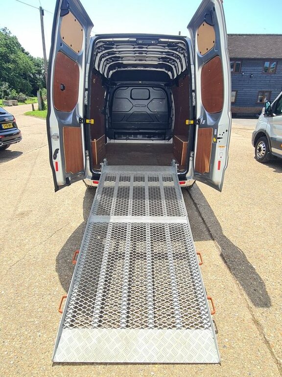 Ford Transit Custom 300 Ecoblue Limited Silver #4