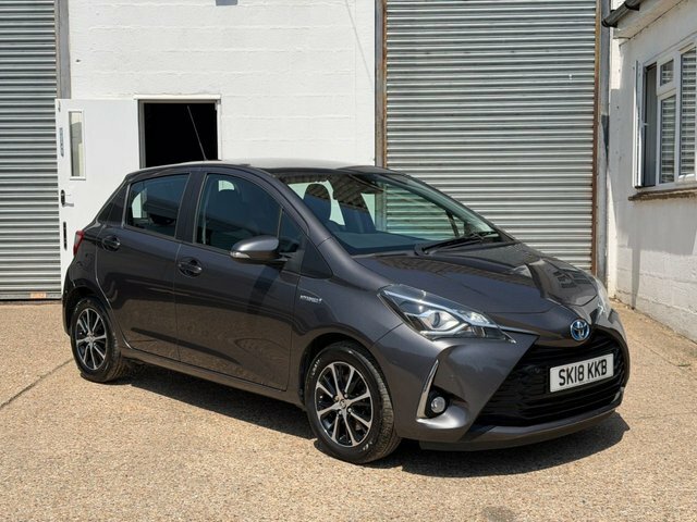 Toyota Yaris Vvt-h Icon Tech Grey