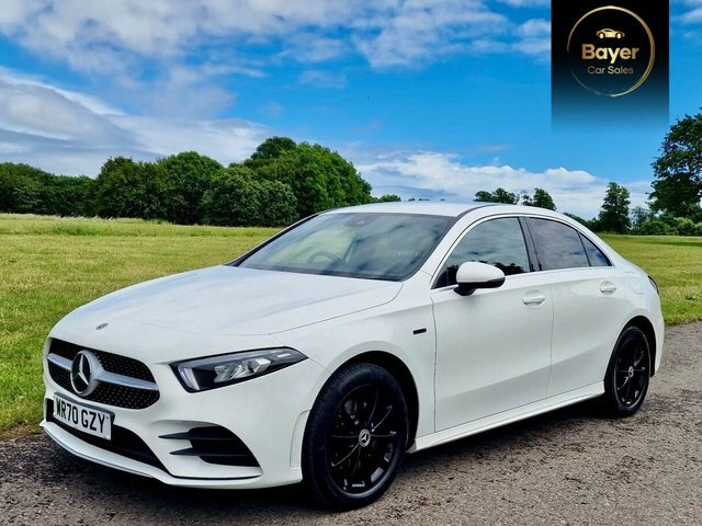 Mercedes-Benz A Class A250e 15.6Kwh Amg Line WR70GZY White