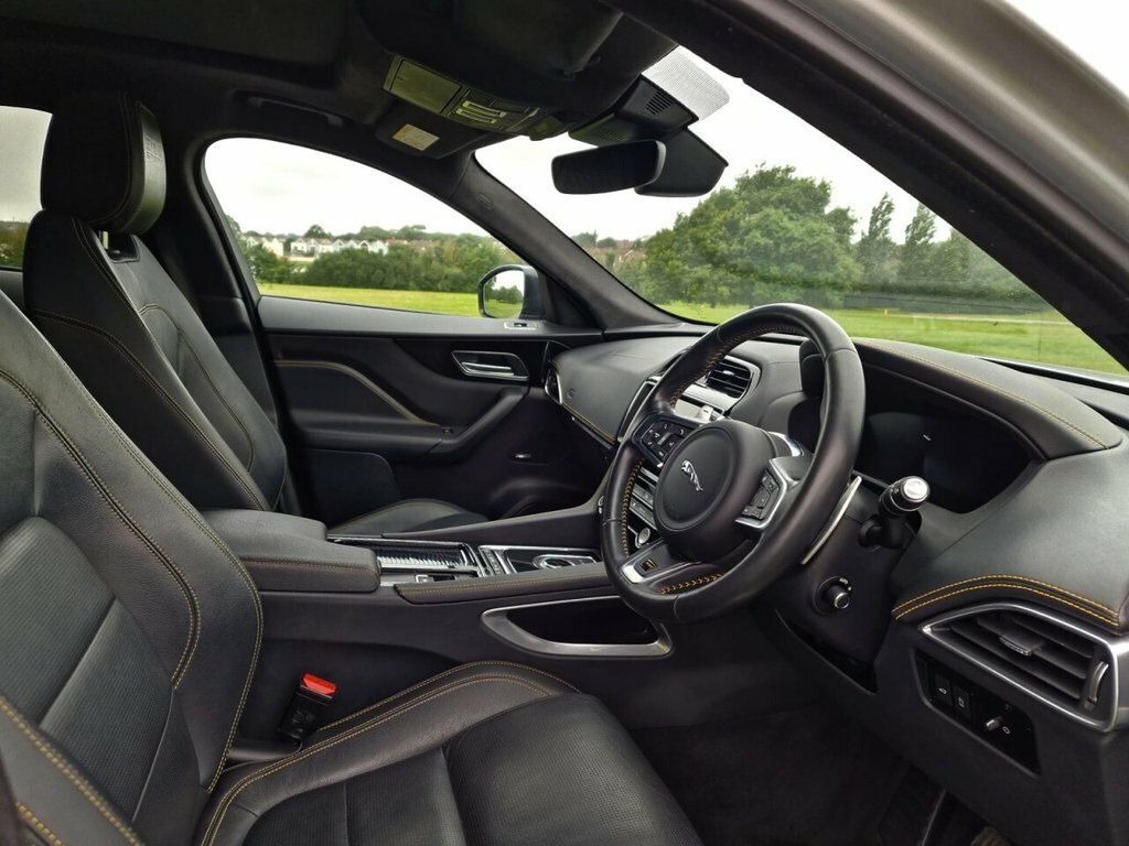 Jaguar F-Pace 2.0 D180 Portfolio Awd Grey #31
