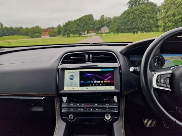 Jaguar F-Pace 2.0 D180 Portfolio Awd Grey #16