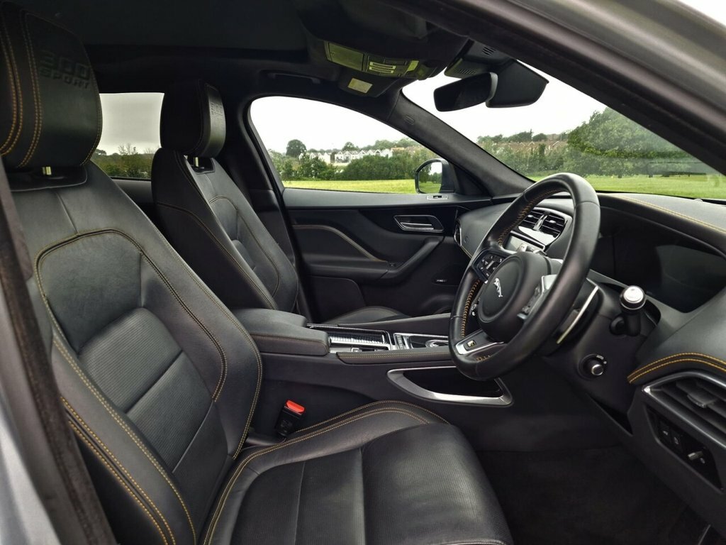 Jaguar F-Pace 2.0 D180 Portfolio Awd Grey #30