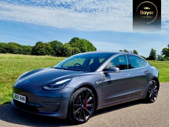 Tesla Model 3 Motor Performance Saloon Grey