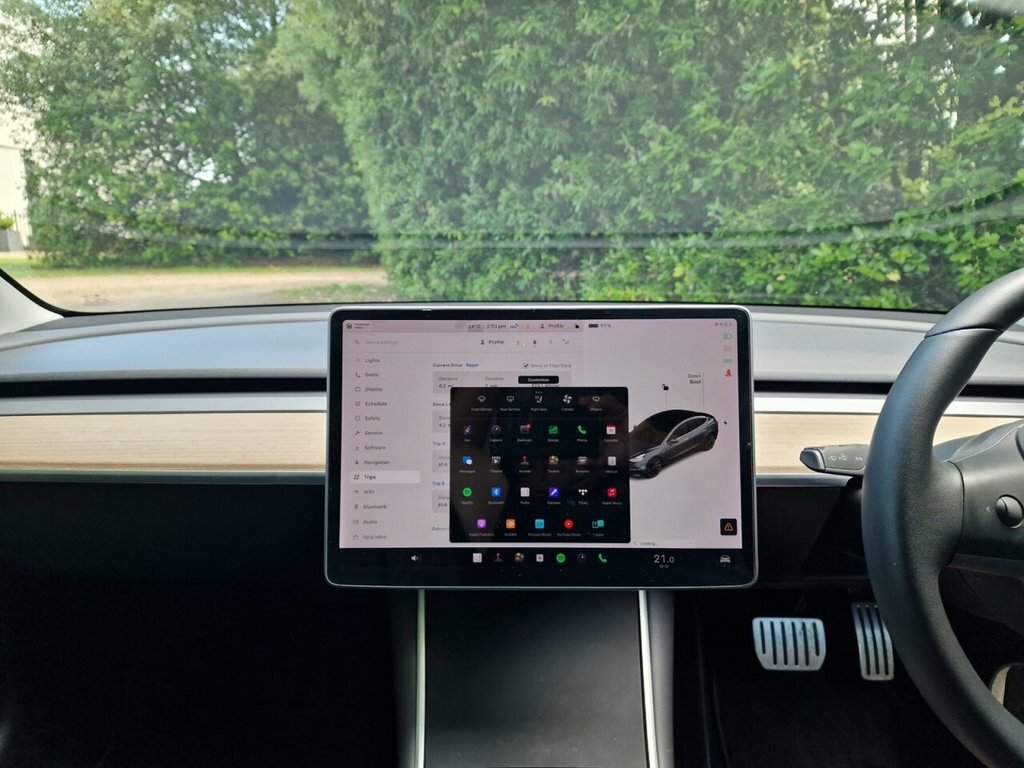 Tesla Model 3 Standard Vat Qualifying Car White #35