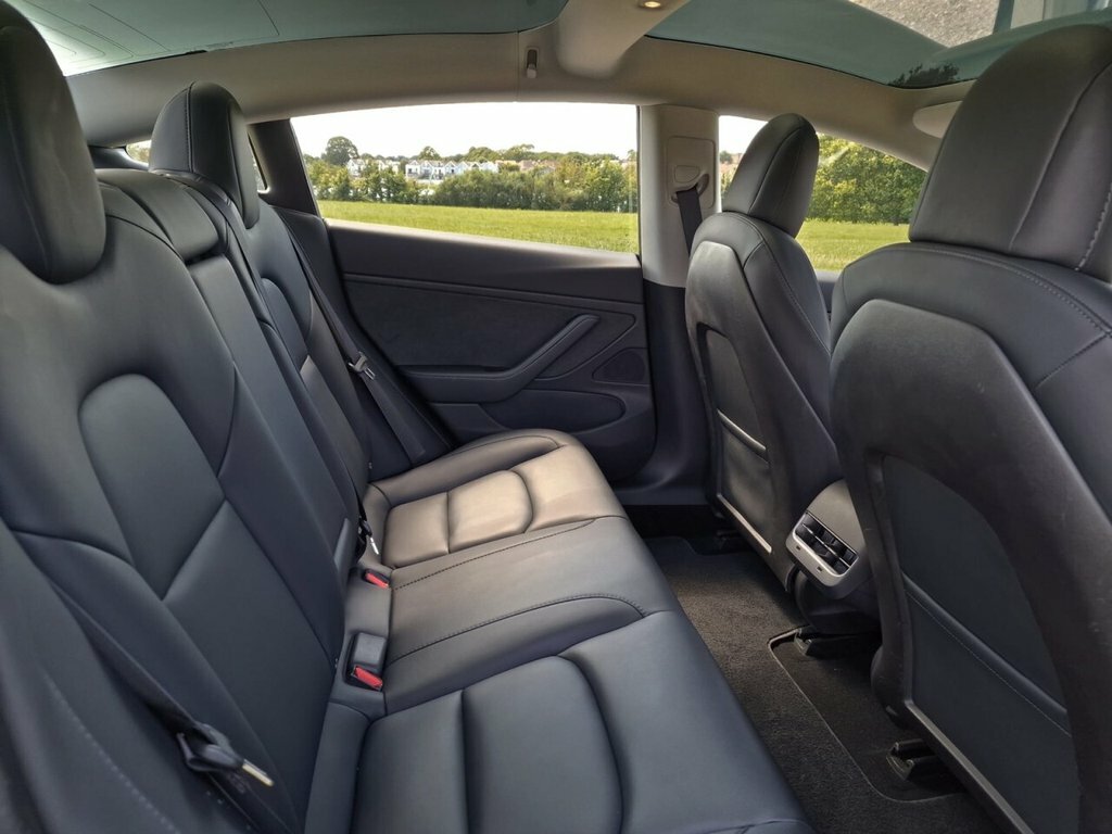 Tesla Model 3 Standard Vat Qualifying Car White #34