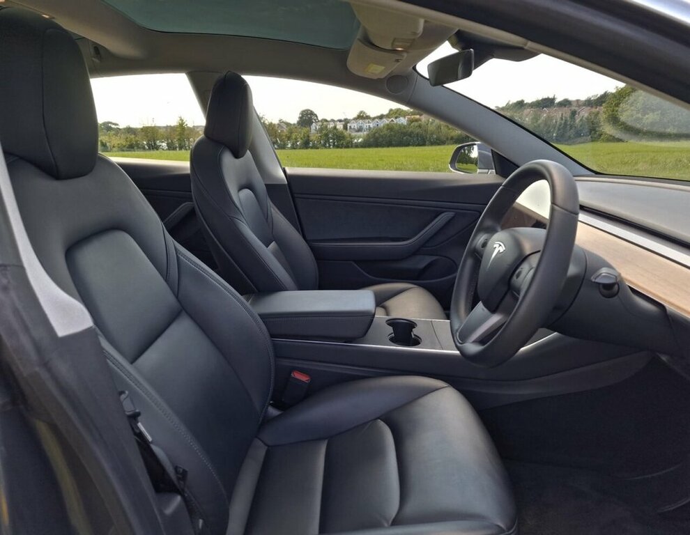 Tesla Model 3 Standard Vat Qualifying Car White #31