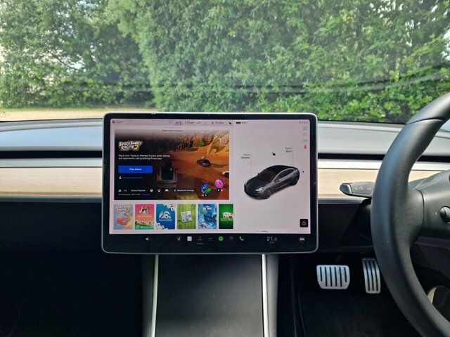 Tesla Model 3 Standard Vat Qualifying Car White #11