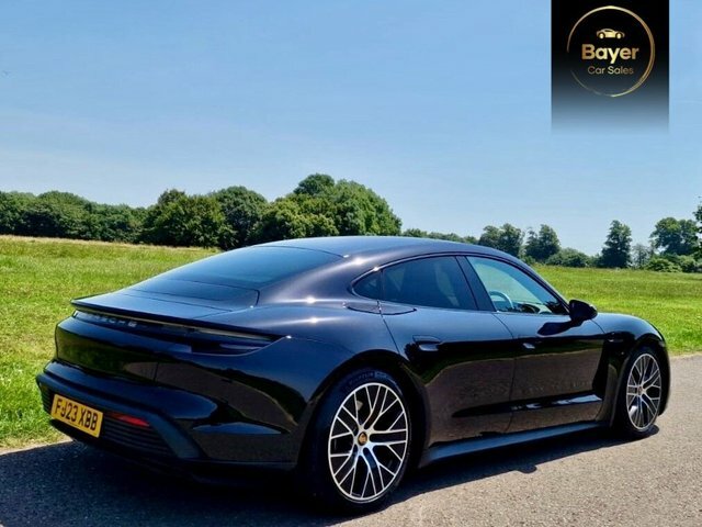 Porsche Taycan Plus 93.4Kwh Saloon Black #4