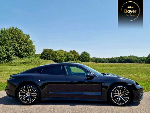 Porsche Taycan Plus 93.4Kwh Saloon Black #2