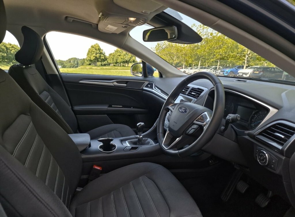 Ford Mondeo 2.0 Hybrid St-line Edition White #28