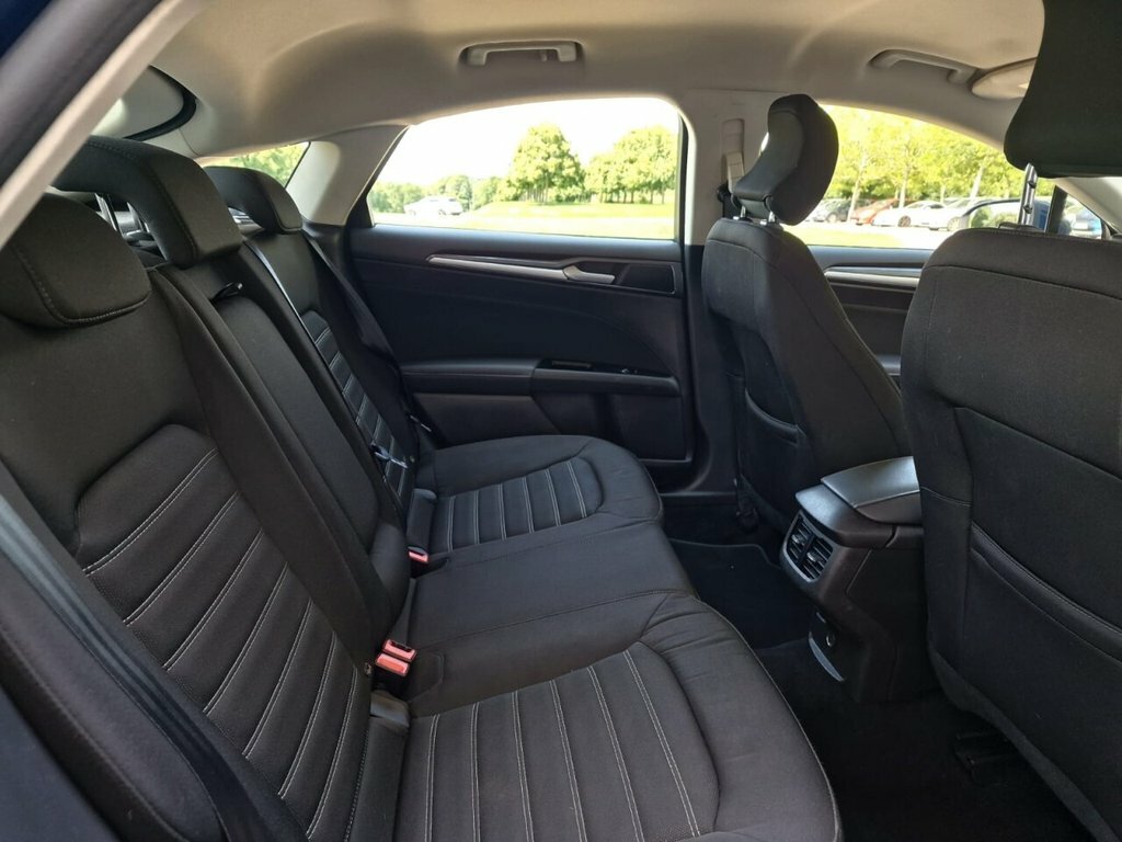 Ford Mondeo 2.0 Hybrid St-line Edition White #30