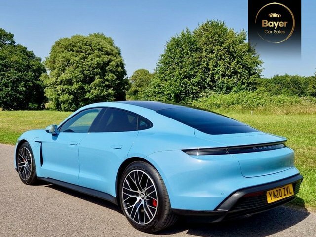 Porsche Taycan Plus 93.4Kwh 4S Saloon Blue #5