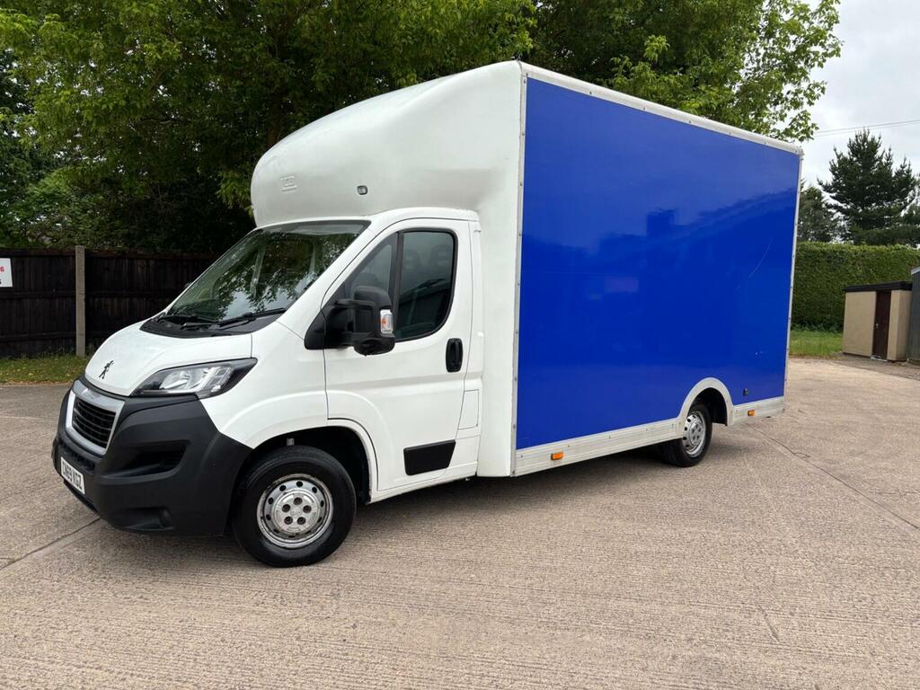 Peugeot Boxer 2.0 Bluehdi 335 Built For Business Low Floor Luton CN69KGZ White #4