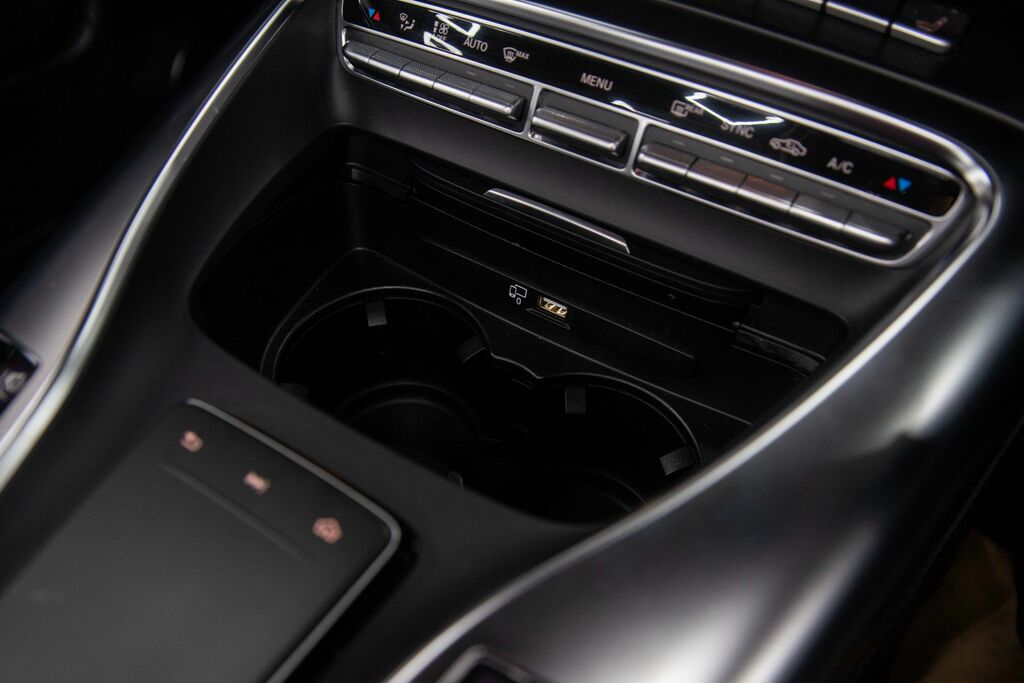 Mercedes-Benz AMG GT Hatchback Black #38