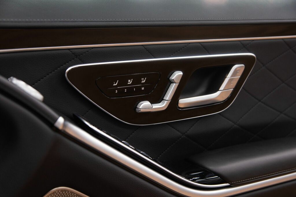 Mercedes-Benz S Class Automatic Black #17