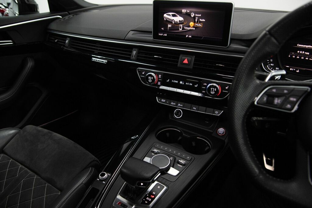Audi RS5 Tfsi V6 Sport Edition White #35