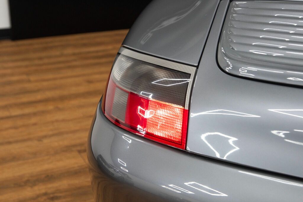 Porsche 911 3.4 Carrera 4 300 Bhp Silver #16