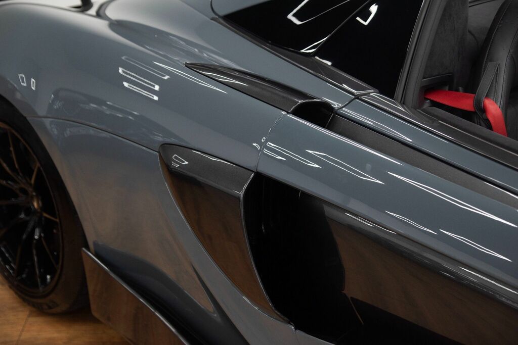 McLaren 600LT 3.8 V8 Ssg 592 Bhp Silver #16