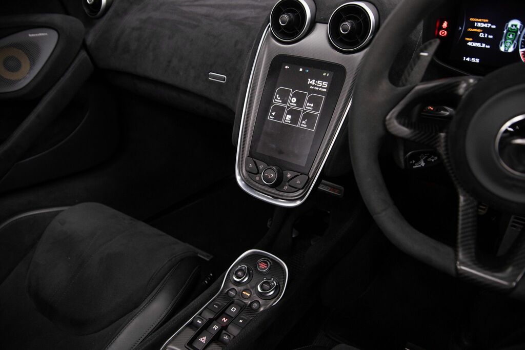 McLaren 600LT 3.8 V8 Ssg 592 Bhp Silver #32