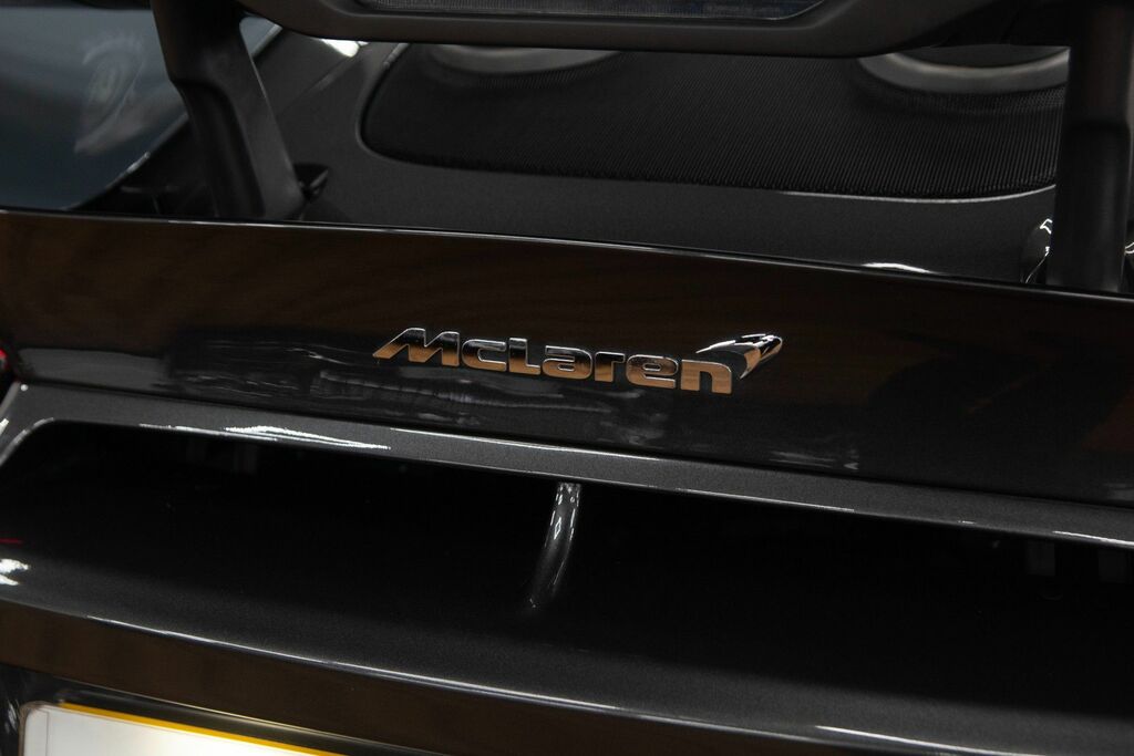 McLaren 600LT 3.8 V8 Ssg 592 Bhp Silver #24