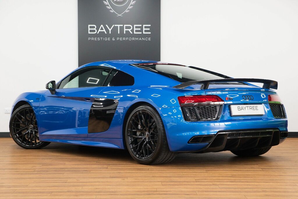 Audi R8 Automatic Blue