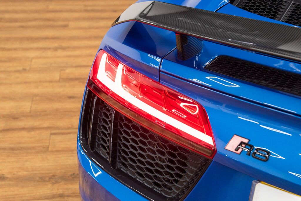 Audi R8 5.2 Fsi V10 Plus S Tronic Quattro Euro 6 Ss  #22