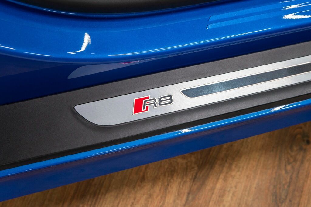 Audi R8 5.2 Fsi V10 Plus S Tronic Quattro Euro 6 Ss  #29
