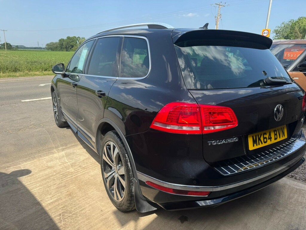 Volkswagen Touareg Suv 3.0 Tdi V6 Bluemotion Tech R-line 2014 Black #3