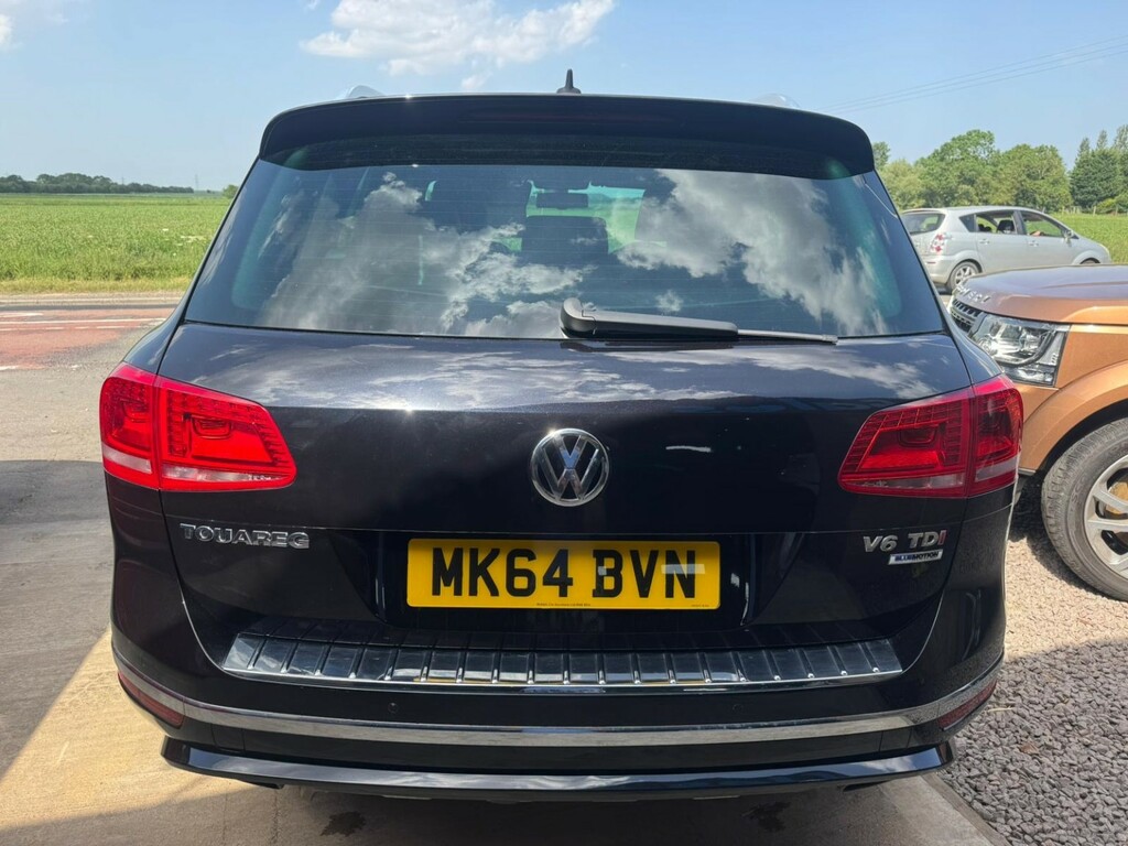 Volkswagen Touareg Suv 3.0 Tdi V6 Bluemotion Tech R-line 2014 Black #4