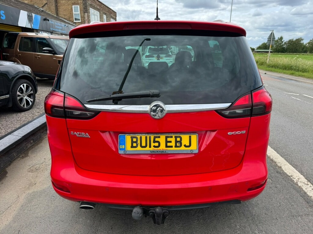 Vauxhall Zafira Tourer Sri White #4
