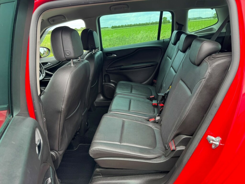 Vauxhall Zafira Tourer Sri White #5