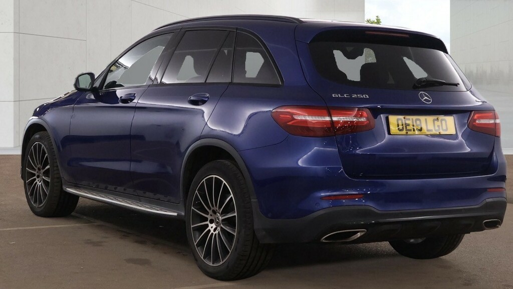 Mercedes-Benz GLC Class 2.0 Glc250 Amg Night Edition Blue #3