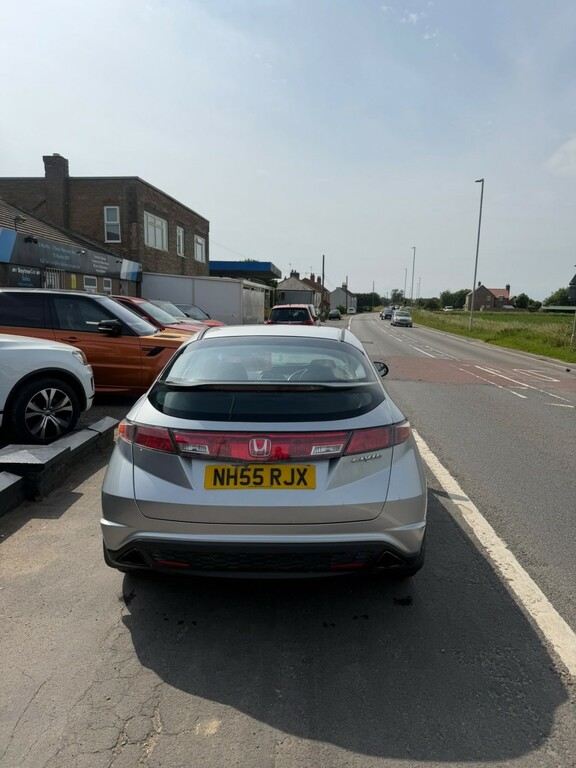 Honda Civic 1.8 I-vtec Sport Silver #3