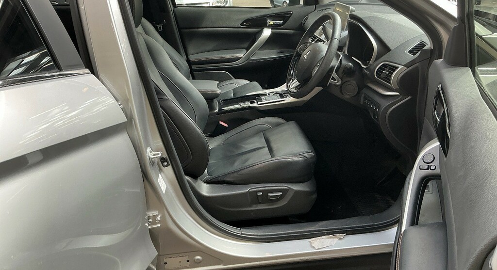 Mitsubishi Eclipse Cross 1.5 T 4 Silver #5