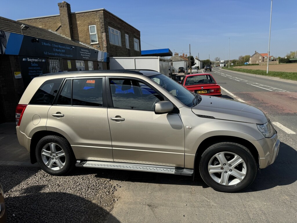 Suzuki Grand Vitara 2.0 16V Beige #6