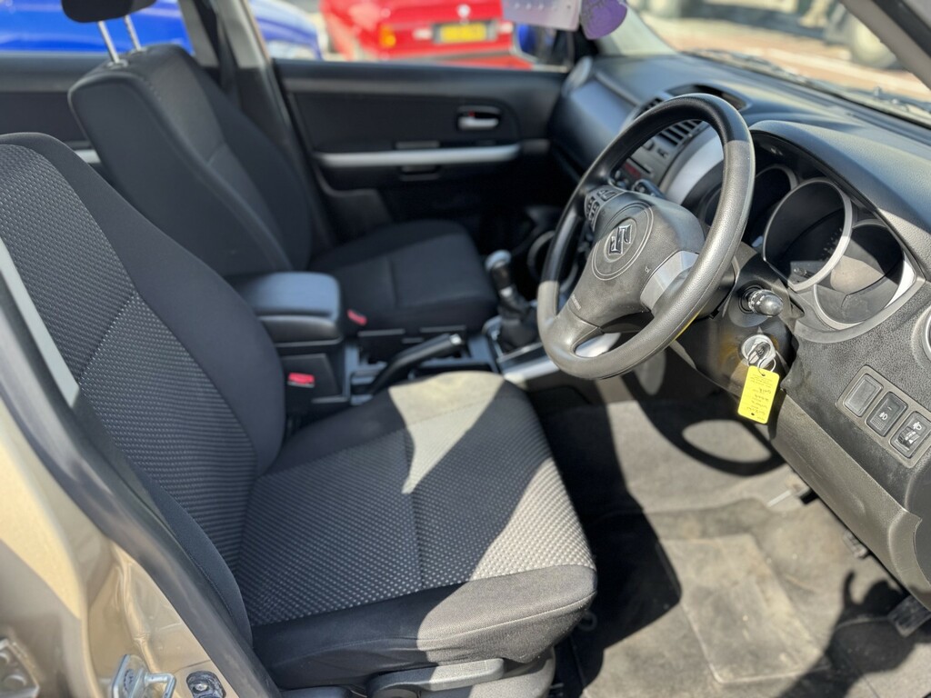 Suzuki Grand Vitara 1.9 Ddis 127 Grey #10