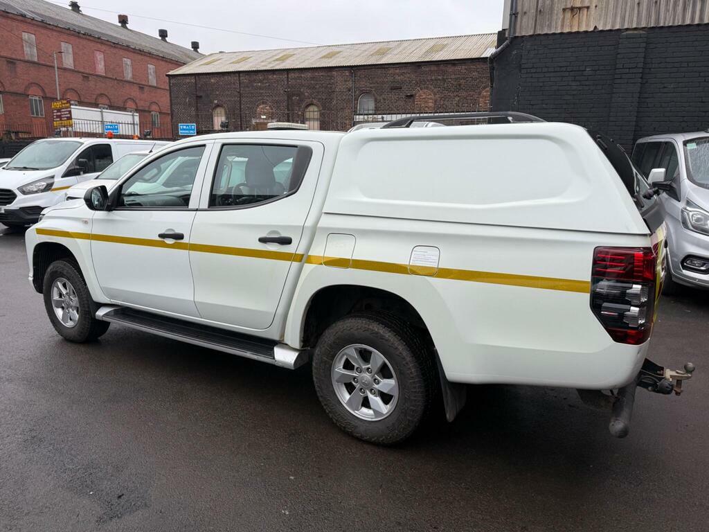Mitsubishi L200 2.2 Di-d Dc 4Life 4Wd Euro 6 S S White #6