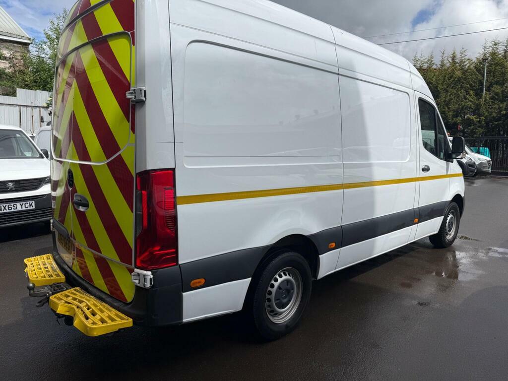 Mercedes-Benz Sprinter 2.0 315 Cdi Progressive Rwd L2 H2 Euro 6 S S White #4