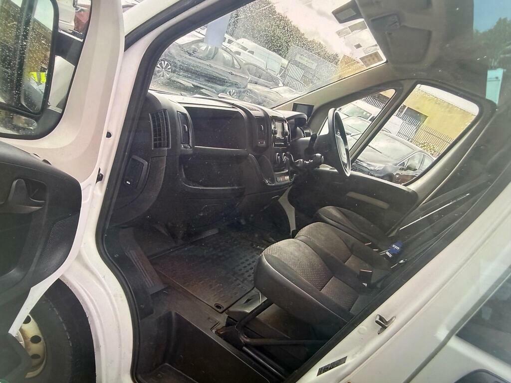 Peugeot Boxer White #14